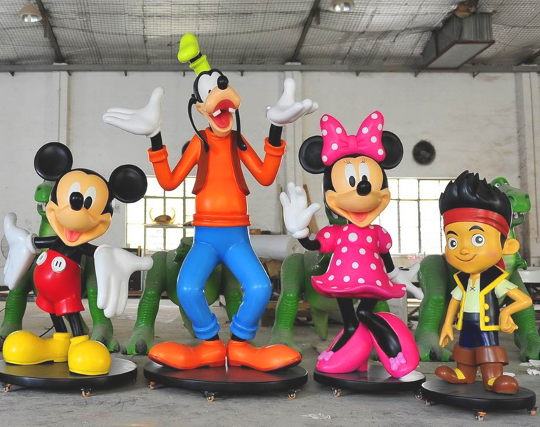 为什么许多的地方喜欢接纳不锈钢雕塑