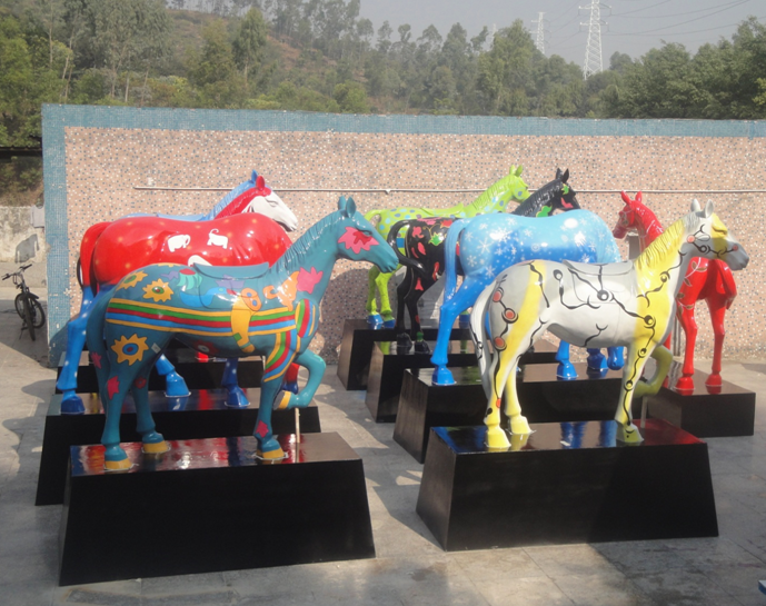 锻铜浮雕特点是什么